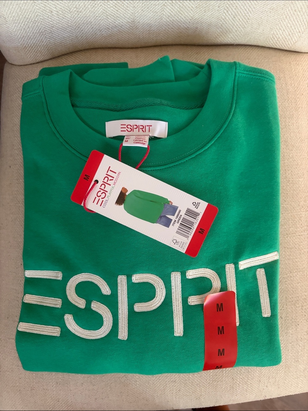 Esprit Men’s Bright Green Crewneck Sweater with Embroidered Logo